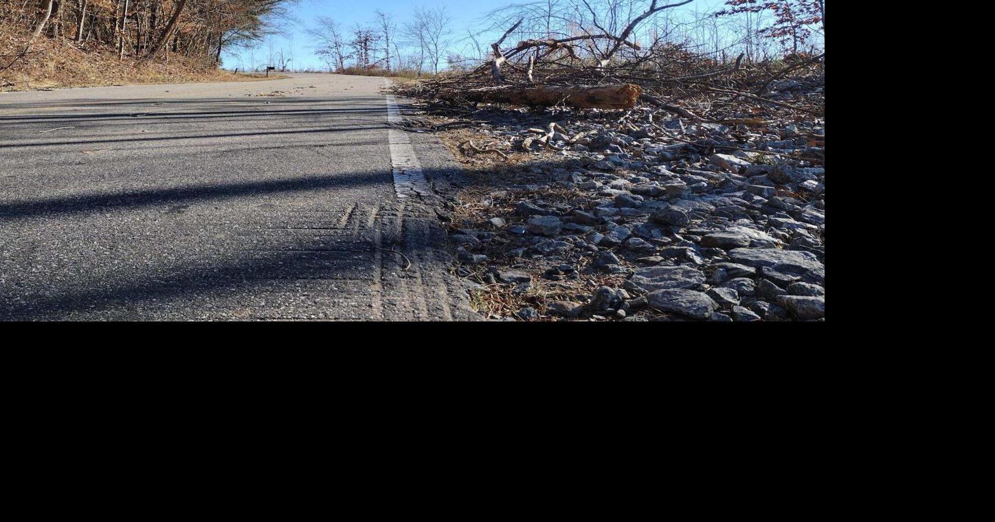 Trees down, power outages reported Friday morning in Catawba County due