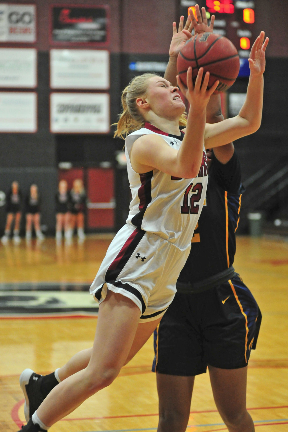 Toineeta Hardy Combine For 49 To Pace Lenoir Rhyne Women S Hoops In Win College Hickoryrecord Com