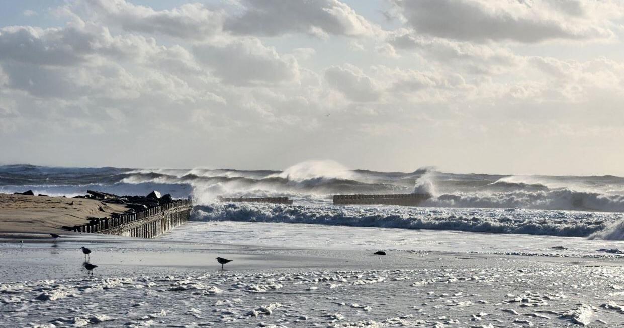 Waves from Hurricane Lee reveal 152-year-old piece of buried Outer Banks history - Vimarsana News