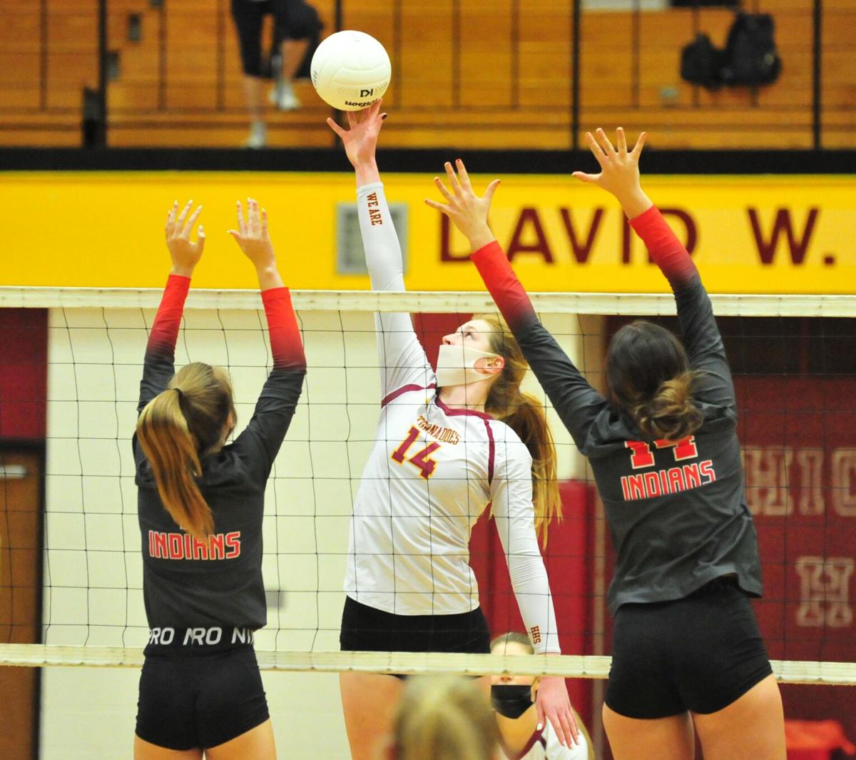 Hickory seniors showcased in volleyball win over St. Stephens Local