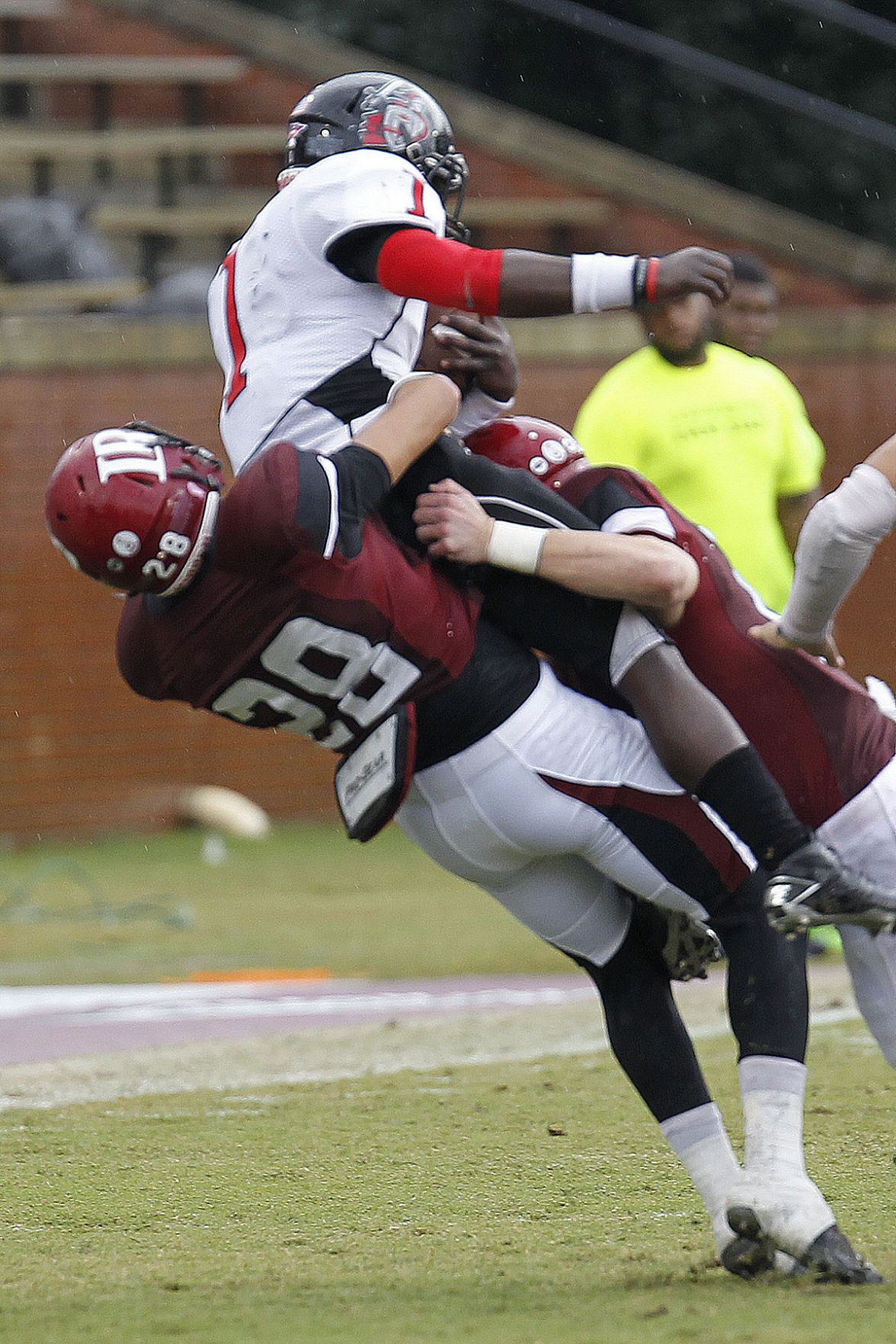 LenoirRhyne University football team builds brotherhood through