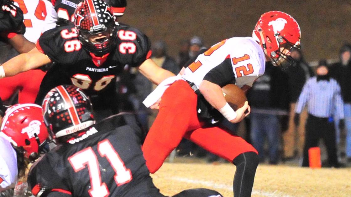 HIGH SCHOOL FOOTBALL PLAYOFFS: Hibriten's dream dashed by South Point | Sports News HIGH SCHOOL FOOTBALL PLAYOFFS: Hibriten's dream dashed by South Point | Sports News