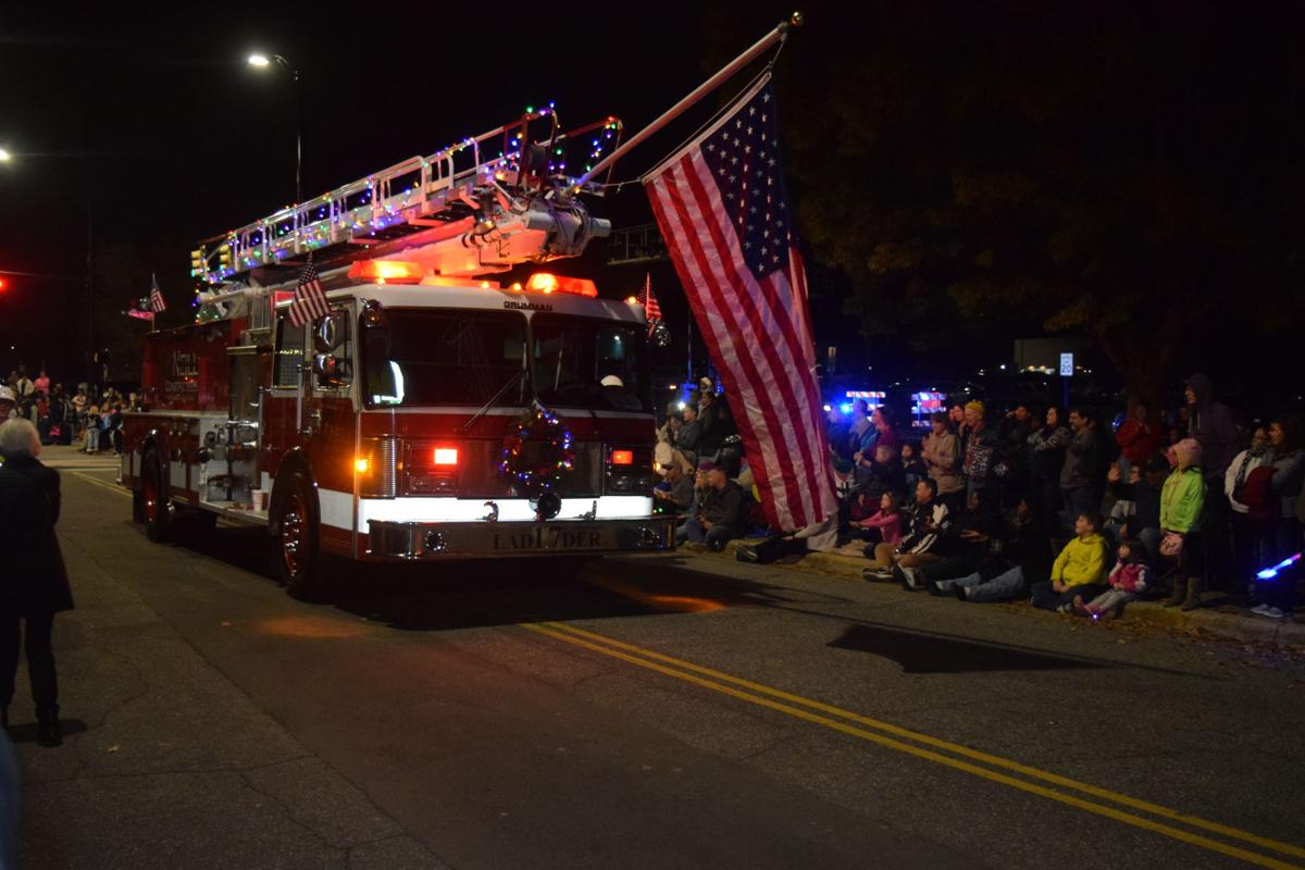 Hoppin' Around Hickory Christmas parade gallery 1 Featured