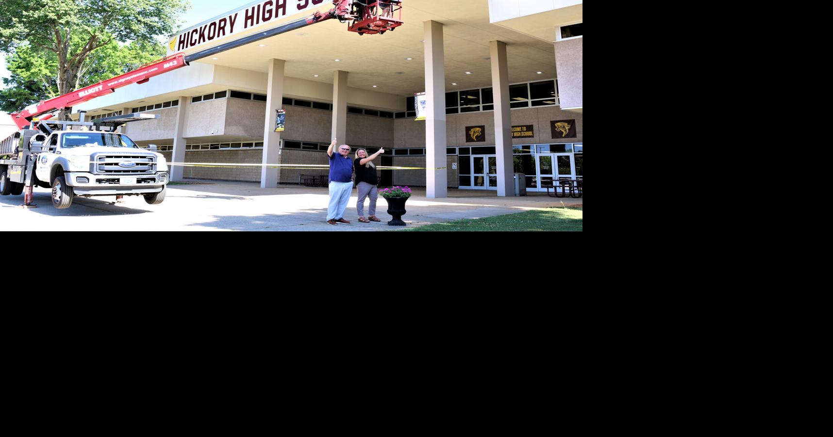 Hickory High School building now has sign