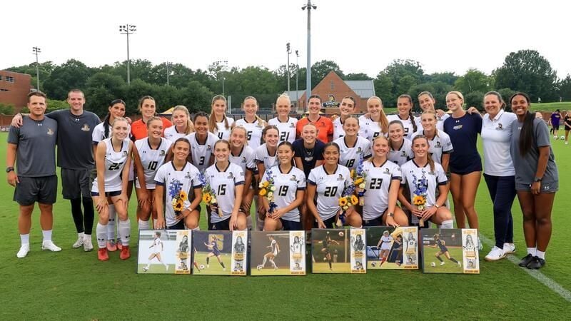 Women’s Soccer Battles East Carolina to 2-2 Draw