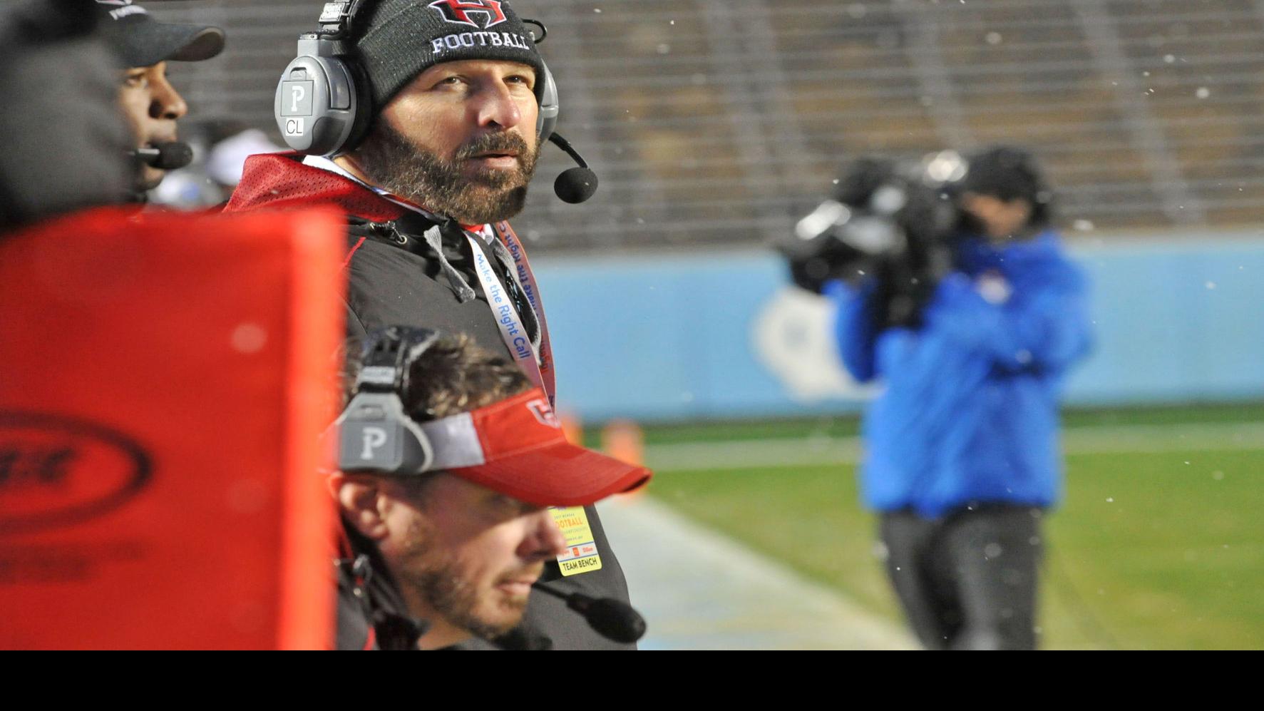 Prep Football Hibriten S Lewis Steps Down For S C Job Mackey Promoted As Replacement High School Hickoryrecord Com