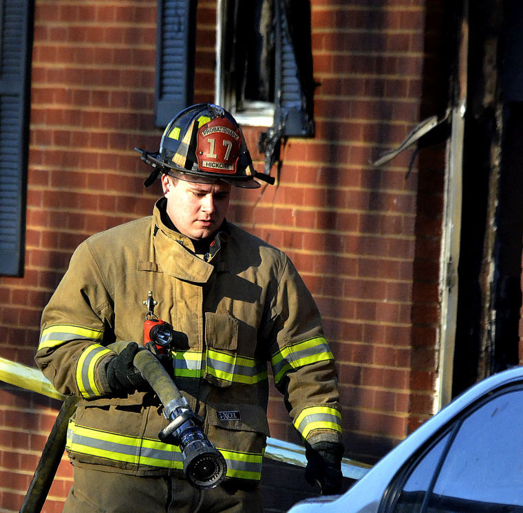 Suspicious Fire Blaze Near Blue Ridge Heights Apartment Displaces 22 Latest Headlines Hickoryrecord Com