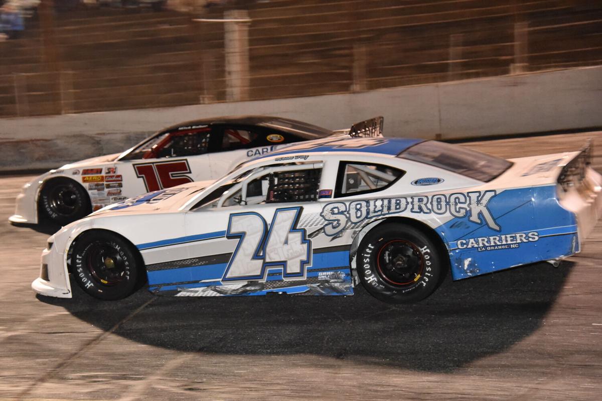Diaz wins Hickory Motor Speedway's final race of 2021
