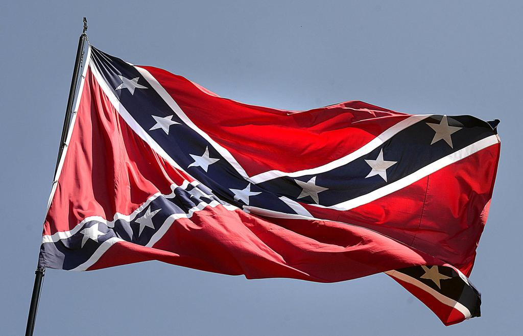 Sons Of Confederate Veterans Raises Flag On 85 Foot Pole Near - blox piece flag