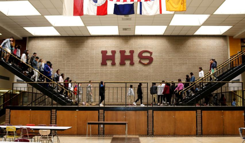 Students partake in phone tag during school – HHS Media