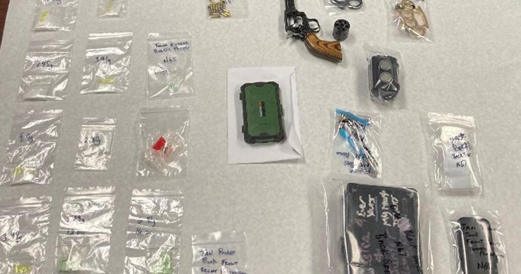 Three people arrested after deputy found methamphetamine and fentanyl ...