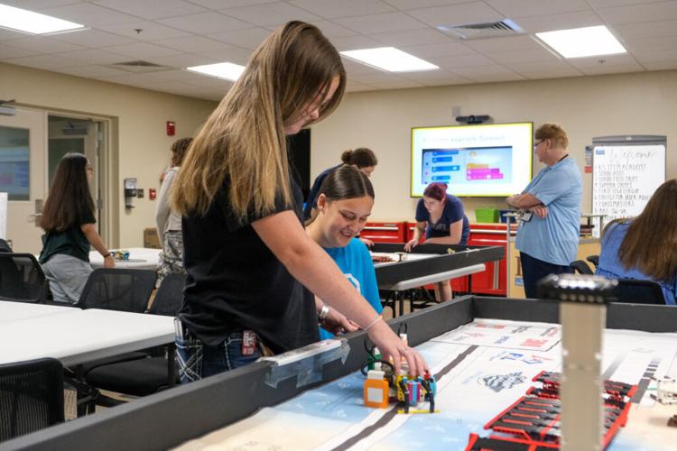 Appalachian College of Pharmacy Summer Camp Introduces Students to Careers in Healthcare