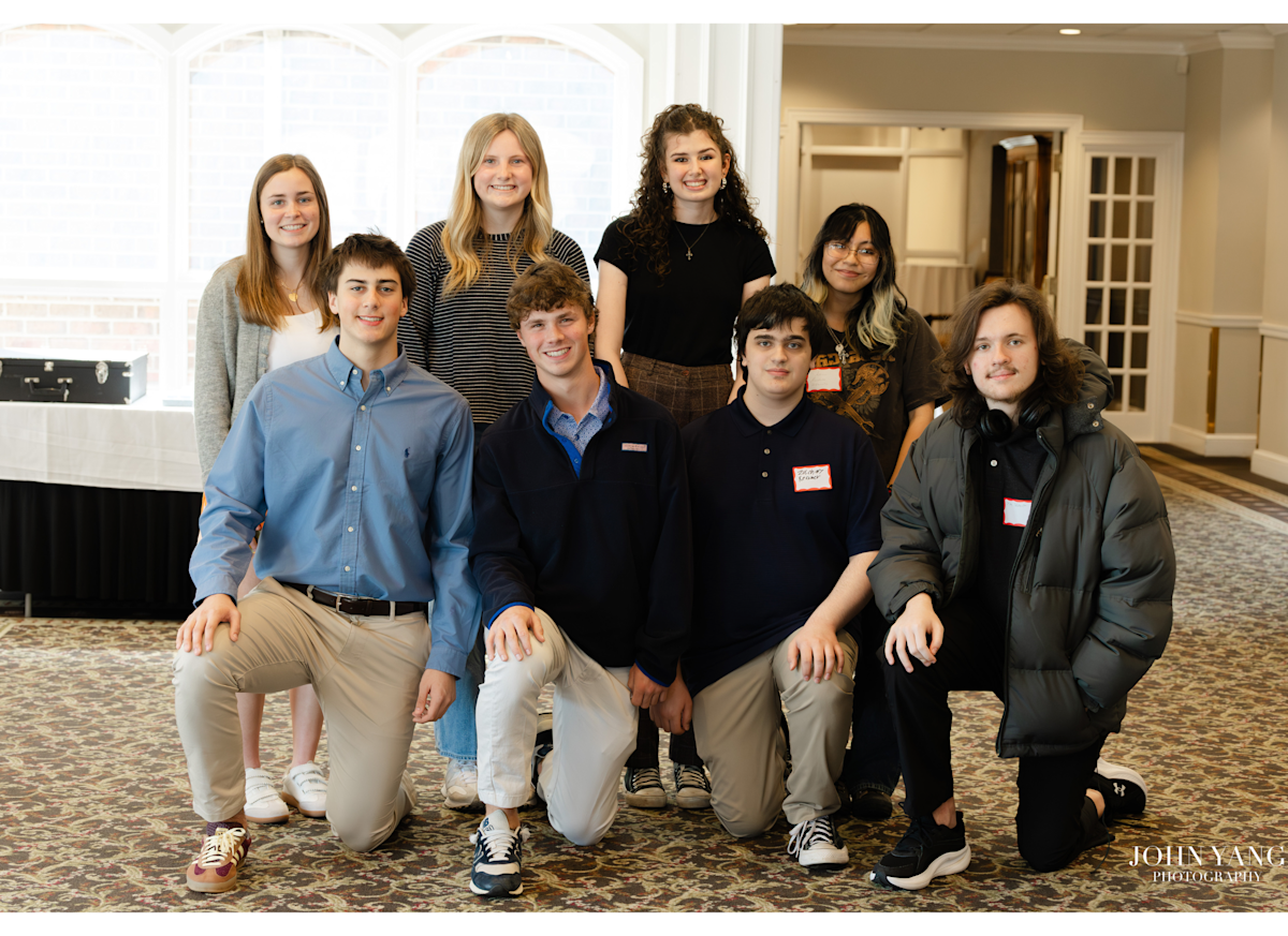 Hickory City Schools Students of Distinction Honored by Rotary Club of Hickory Students Recognized for Exemplifying “Service Above Self”