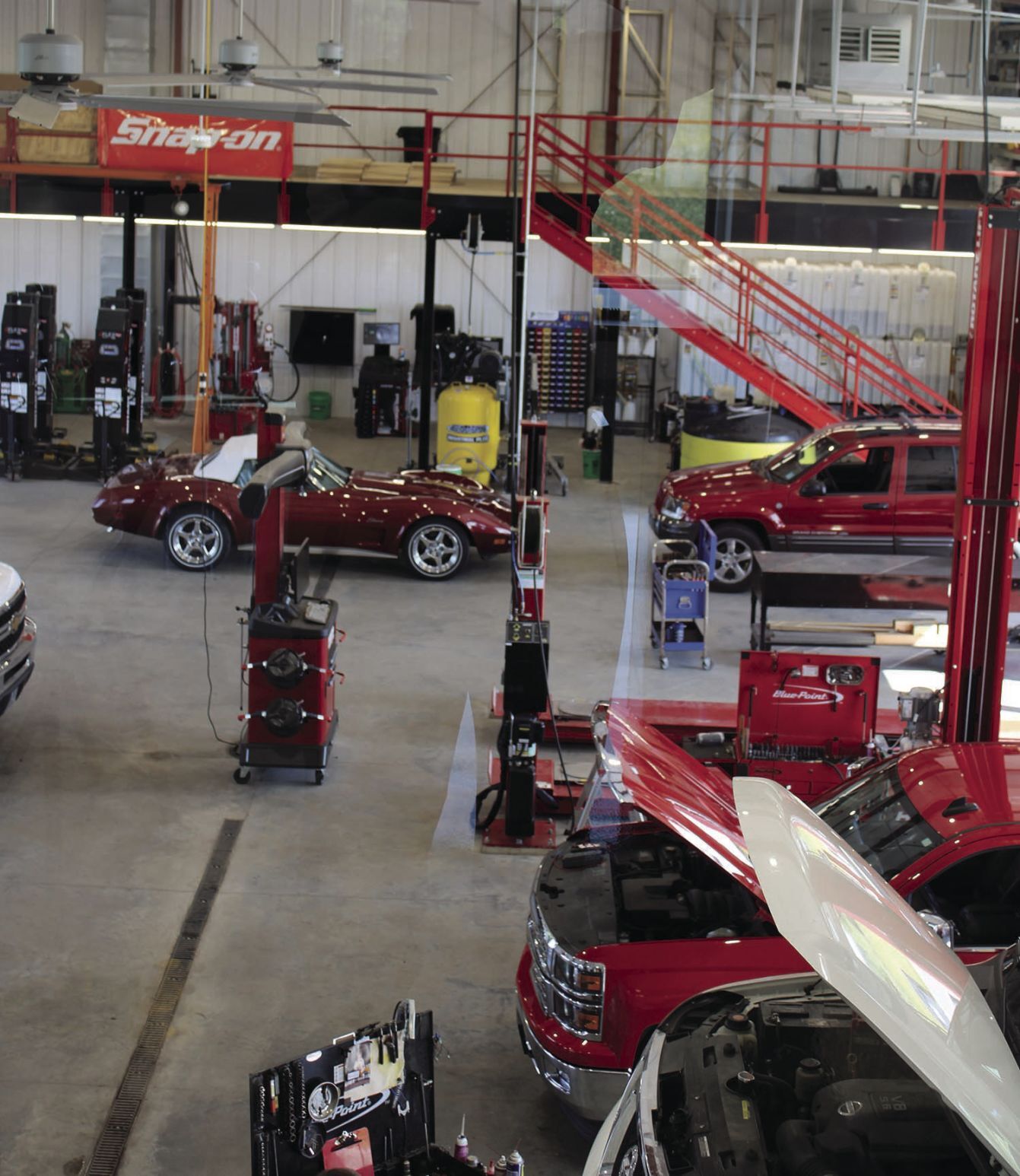 Hammers Auto Service Shop offers knowledgeable repairs, vehicle service