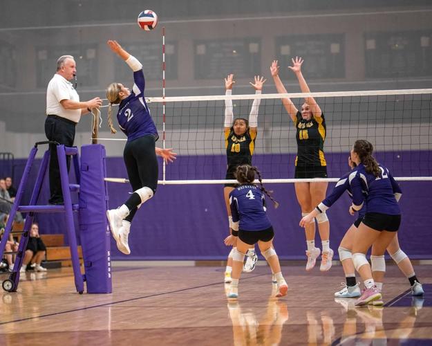 Volleyball Warriors go 43 at the SPRAWL, blank Beaver Dam Local