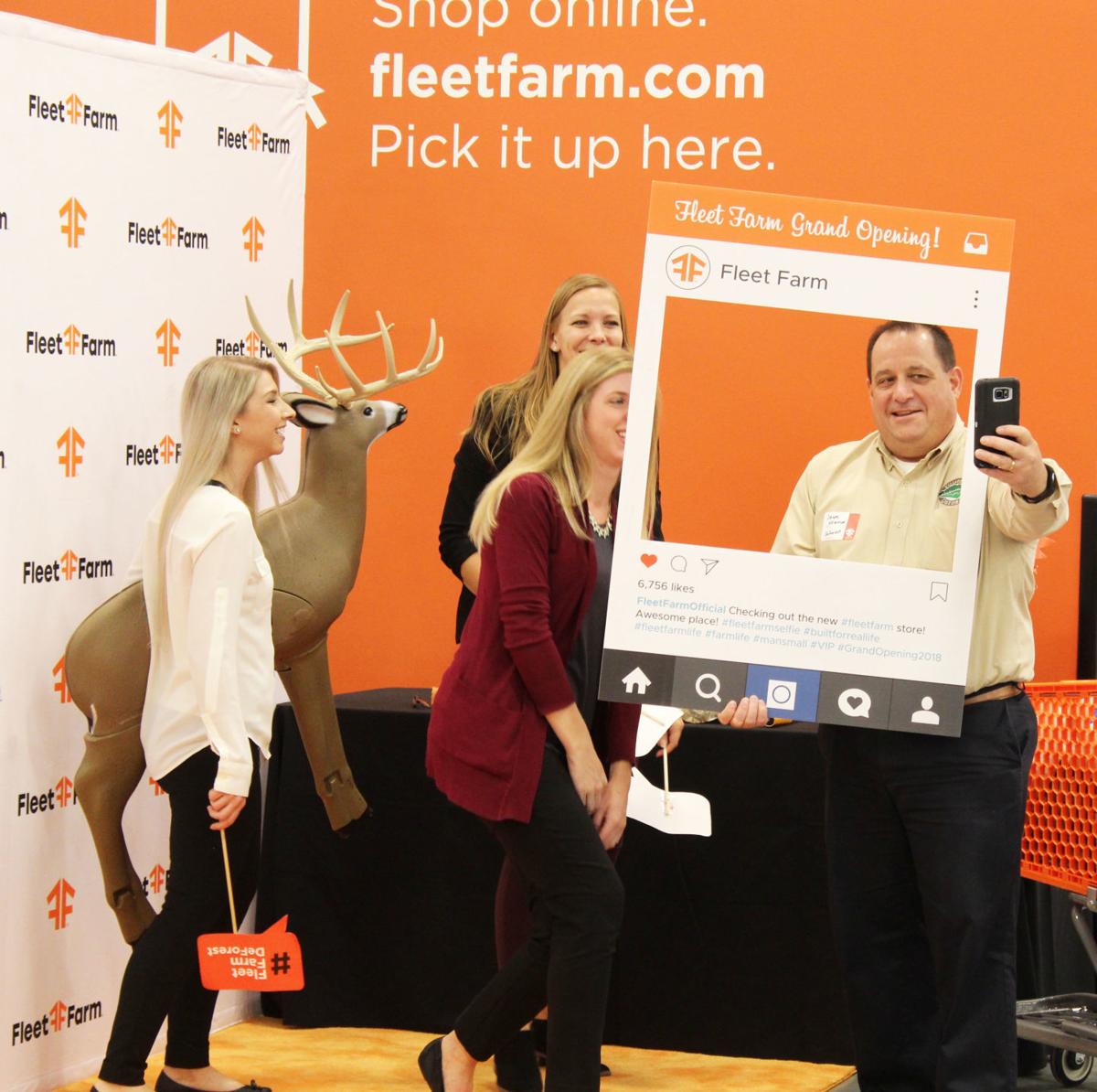 Fleet Farm Auto Center Cambridge Mn - Farm Tractors