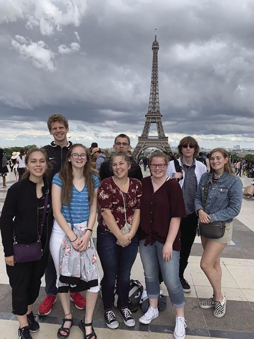 LM High School Students vacationing in France