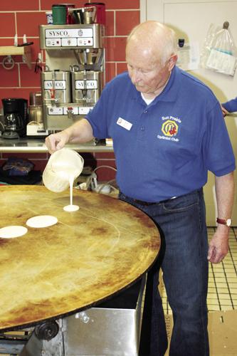 Bob Syth at 2017 Optimist Pancake Breakfast