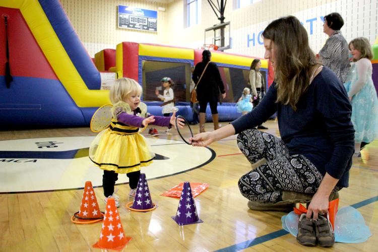 2014 YMCA Halloween Party Features