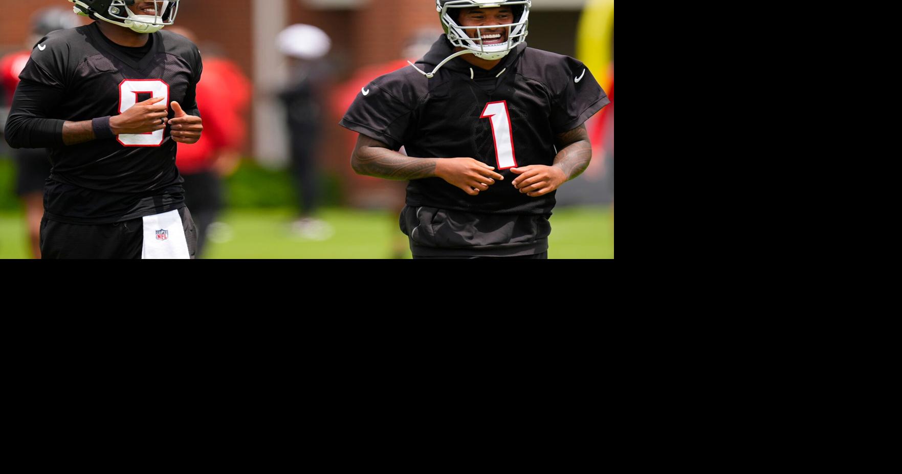 electrical man in football helmet Amazon.com: Electric 11 Regular Size Men Blue Away Uniform : Toys & Games Chargers star S Derwin James,