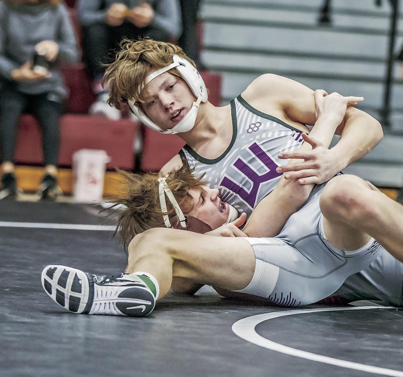 Warrior Wrestling Advances 13 Wrestlers To Sectionals Waunakee Tribune Hngnews Com