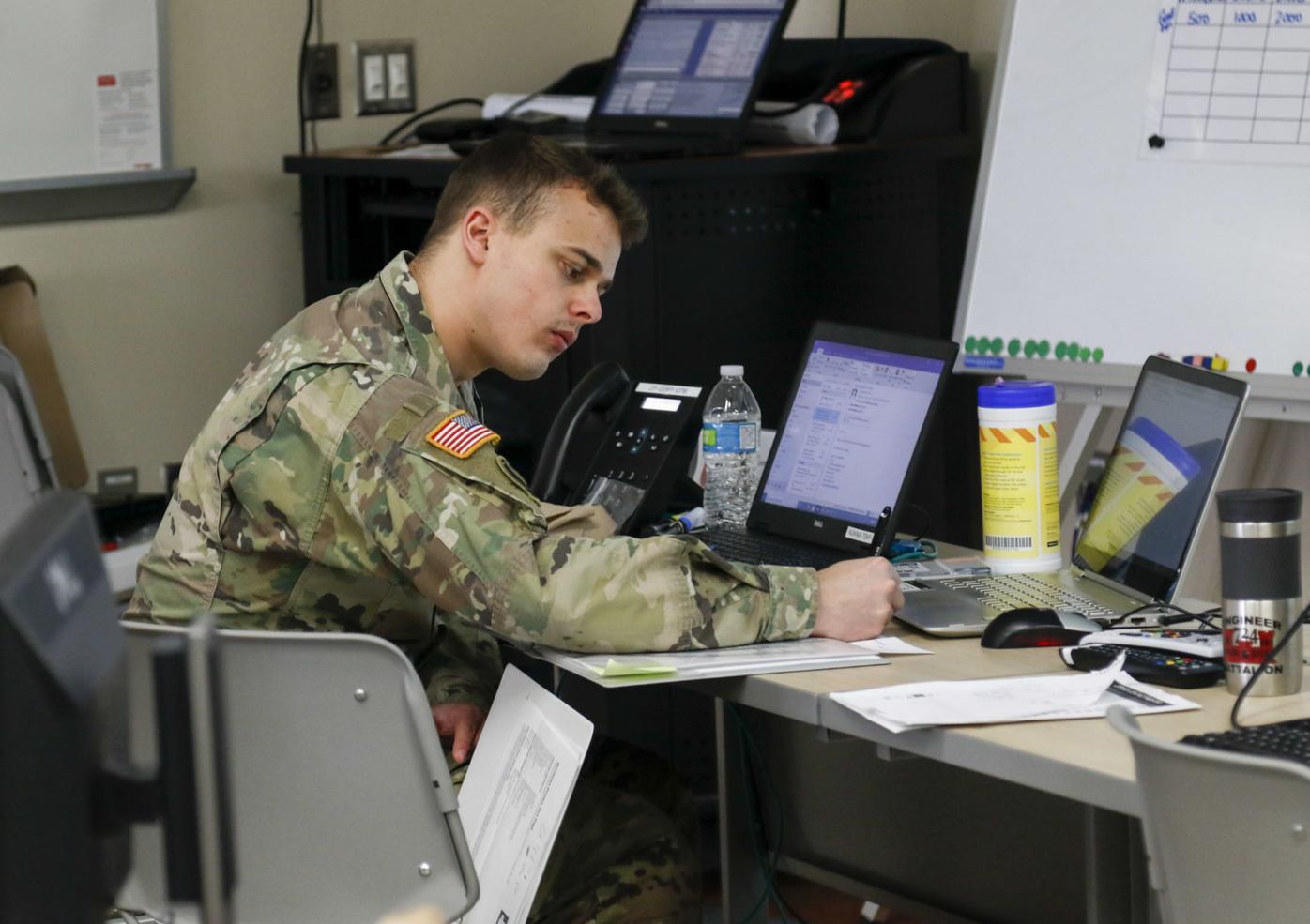 Wisconsin National Guard Service Members Support Their Own Communities News Hngnews Com