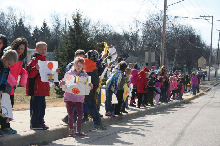 Lady Norskies visit Eagle Point Elementary School
