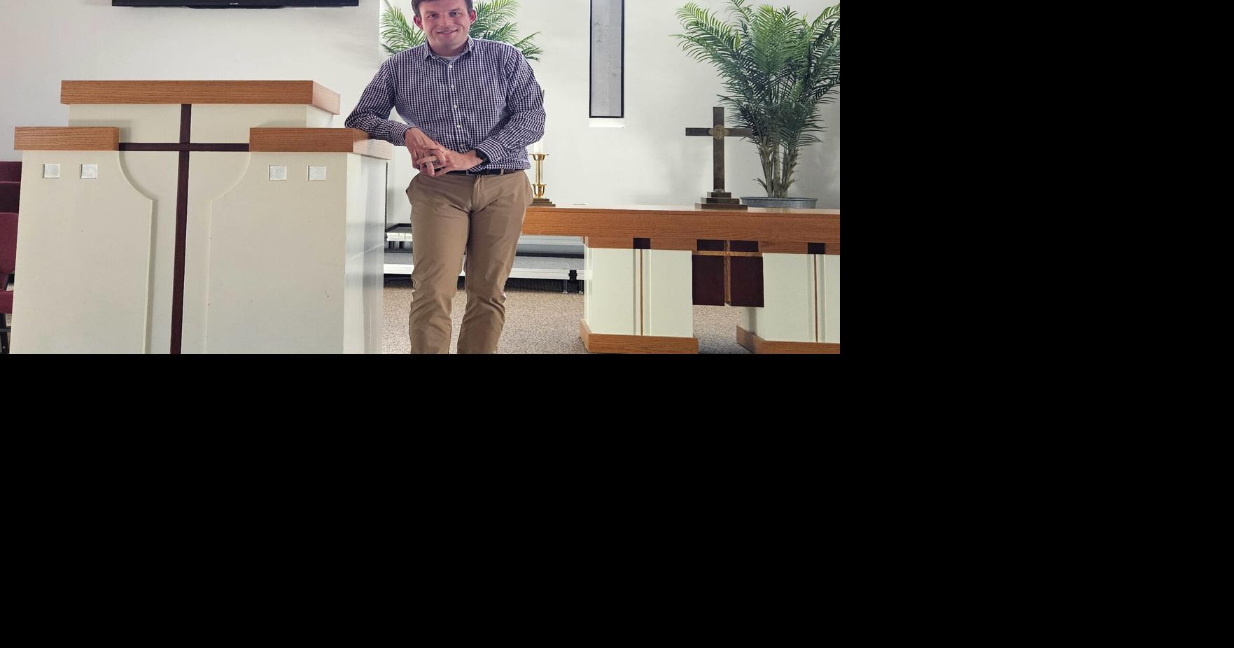 Pastor Will Wilson next to pulpit | Church Notes | hngnews.com