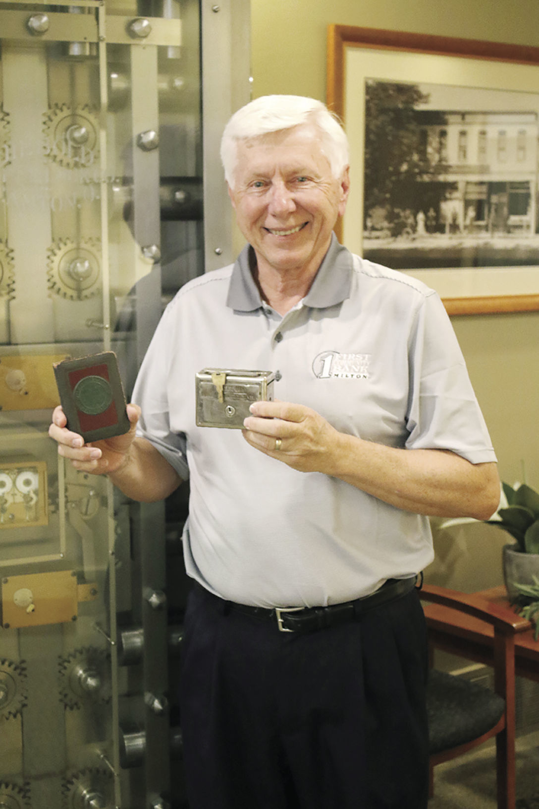 Bank Chairman Uses Collection To Remember People Places Milton