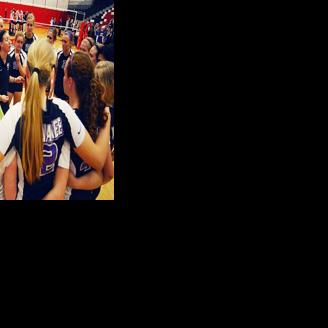 After huge win over Middleton, volleyball falls short in final | Local