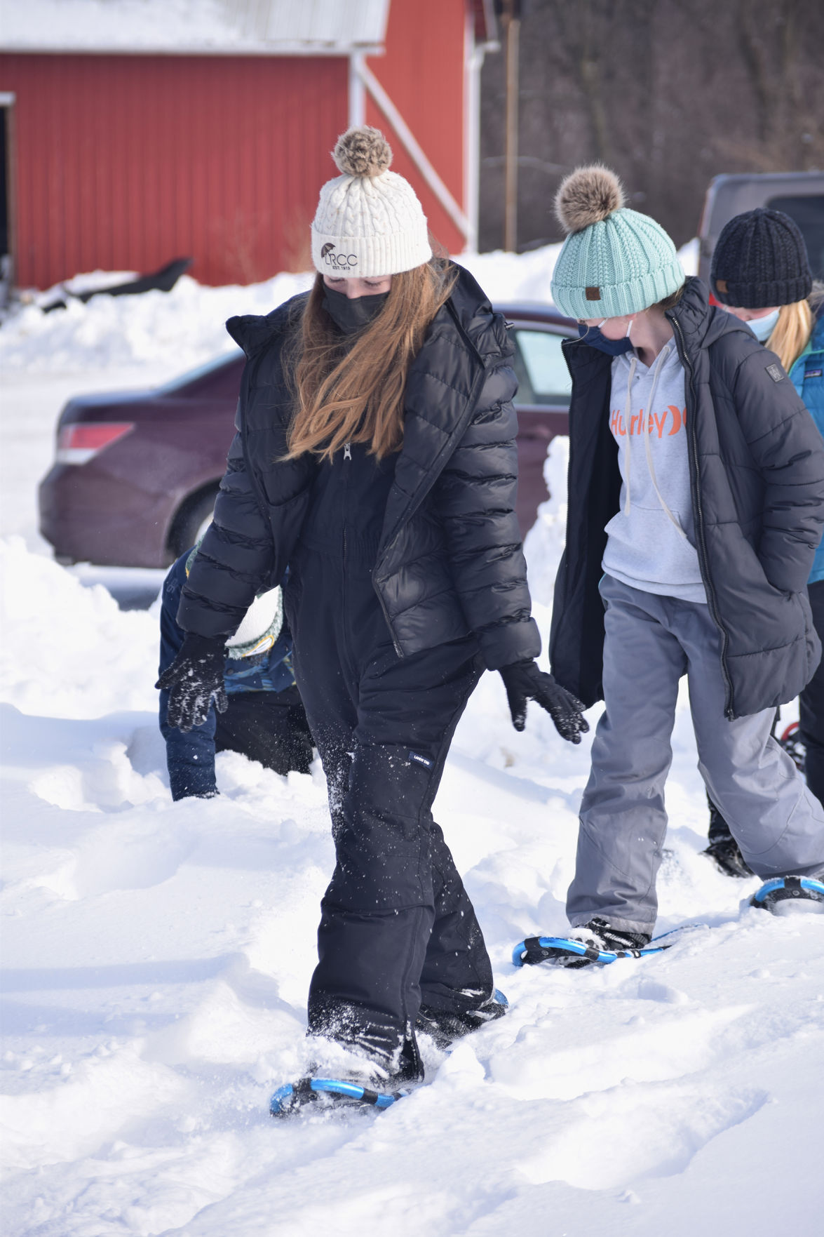 CES Snowshoeing 5.jpg