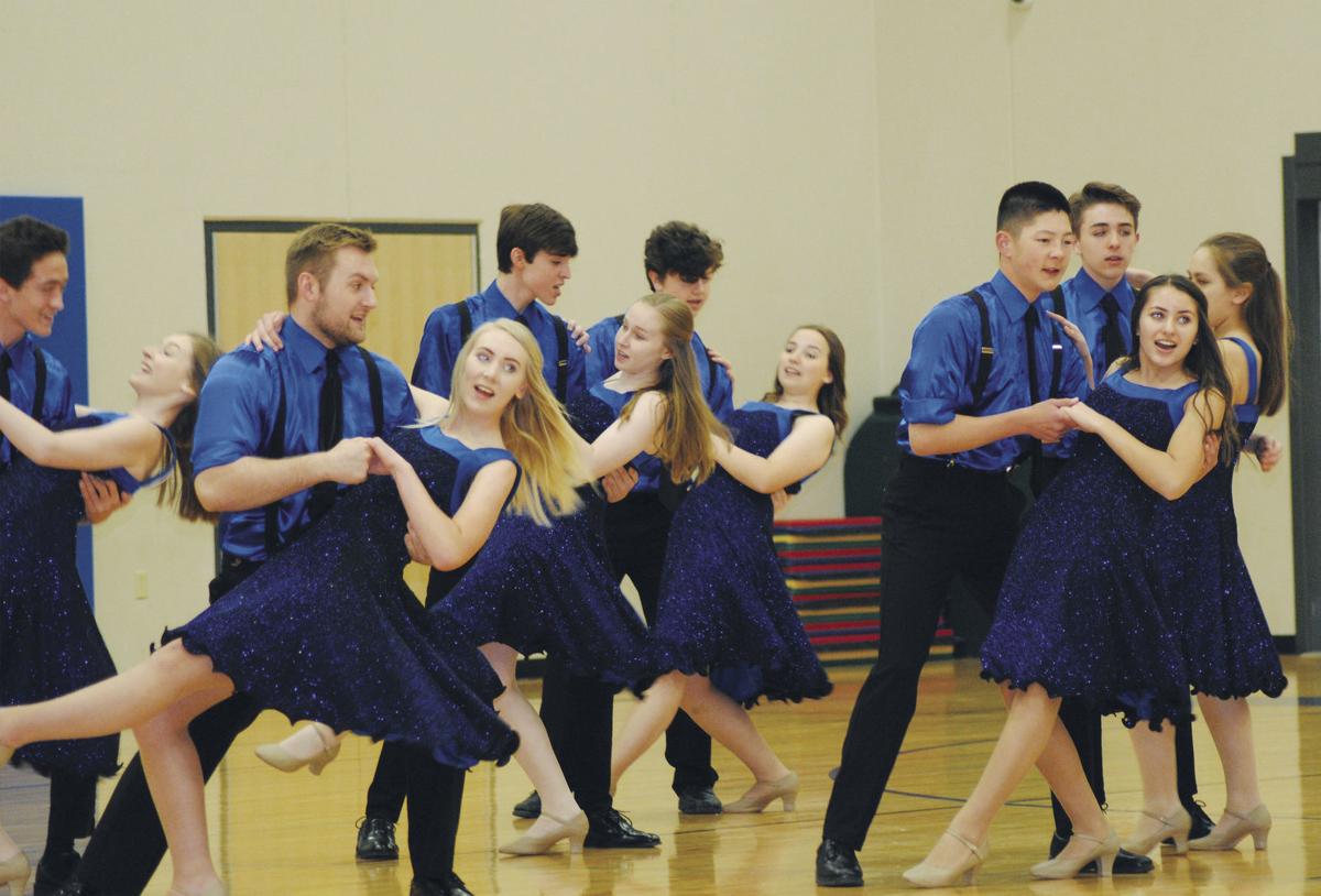 Show choir performs