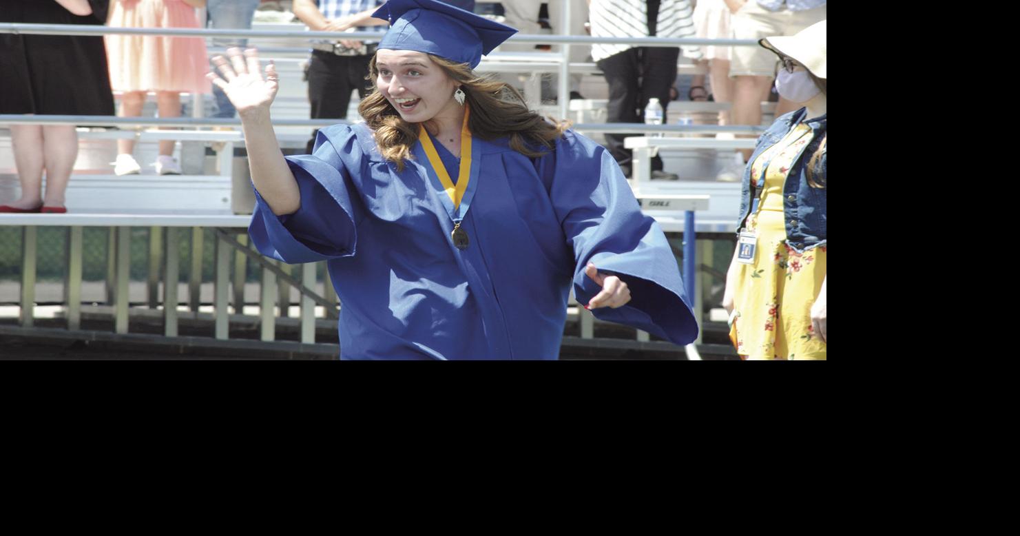 Class of 2021 Lake Mills High School Lake Mills Leader