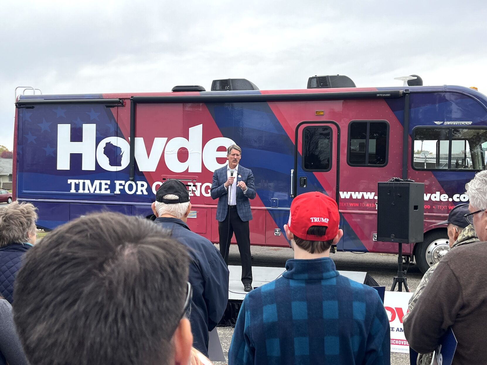 Eric Hovde Hosts Rally On First Day Of Early Voting Local News Hngnews Com