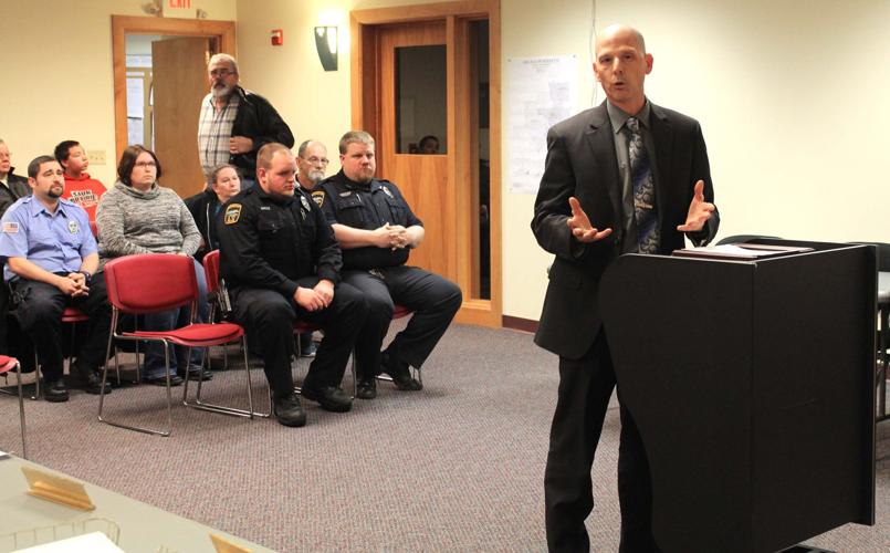 officer, resident and EMTs receive recognition after life