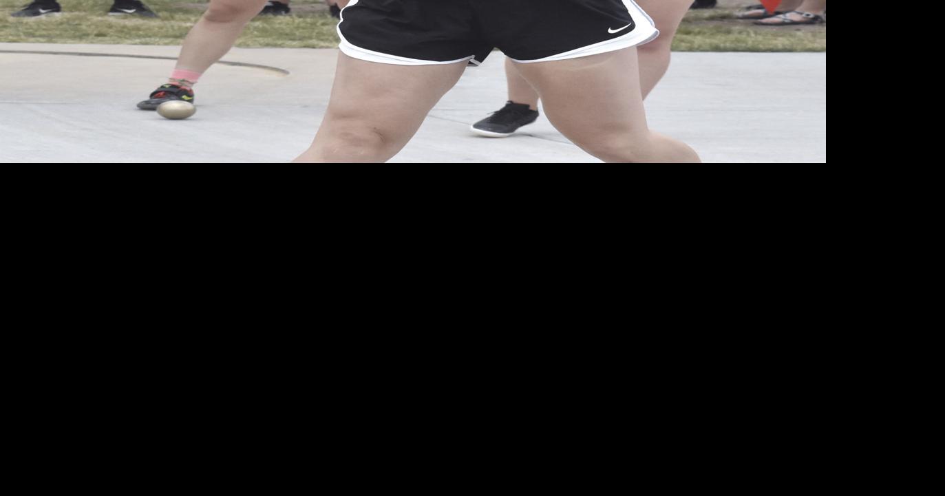 WIAA state track and field Lake Mills' Kayla Will wins shot put state