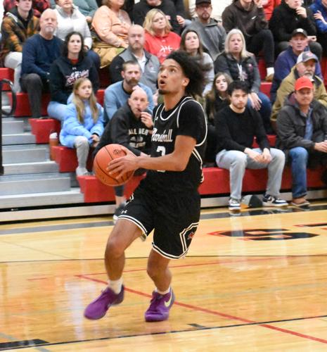 Cardinals host and win own holiday tournament | Waterloo / Marshall ...