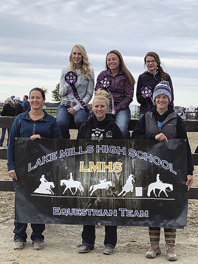 Lake Mills High School Equestrian Team
