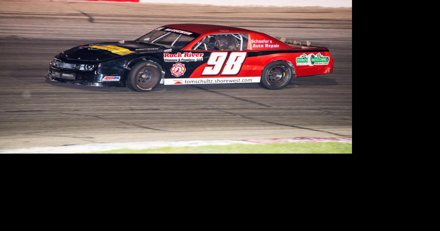 Kendrick Kreyer captures first career Late Model feature win (copy