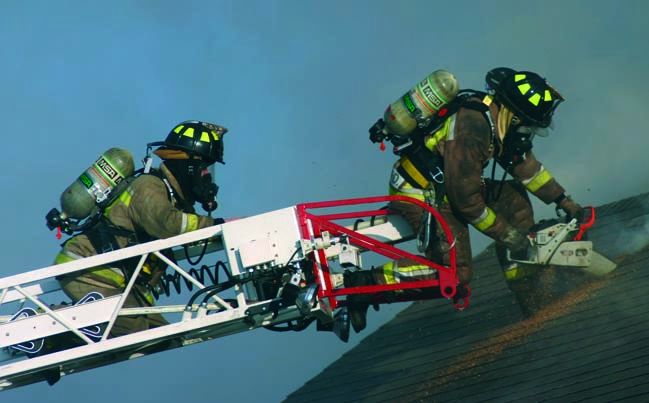 Early Morning Fire Destroys Leeds Landmark