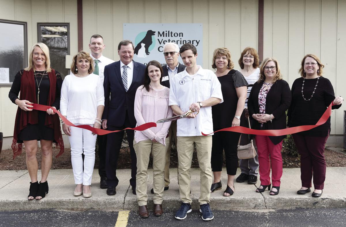 New Owners At Milton Veterinary Clinic Milton Courier Hngnews Com