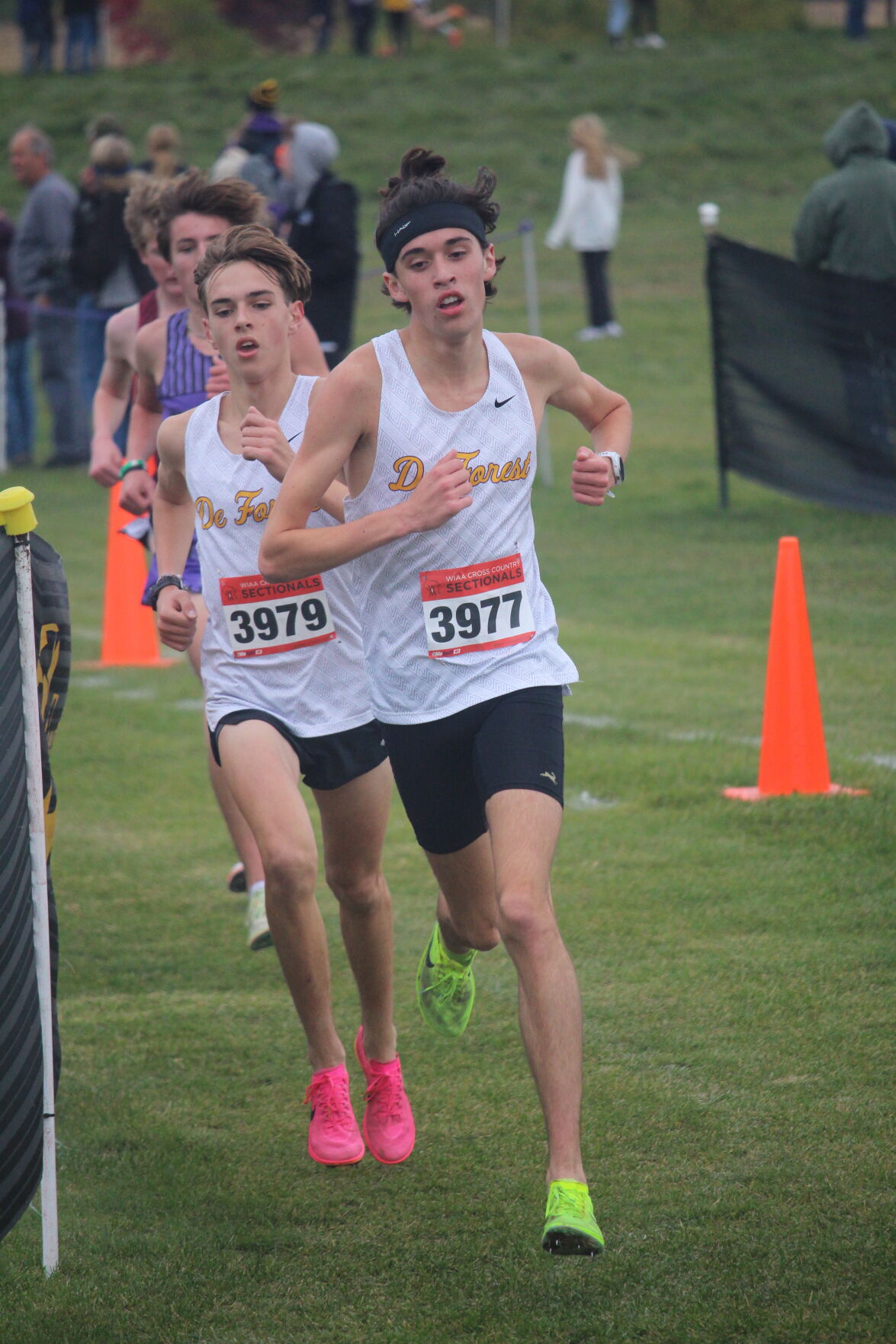 Cross country: Pabon, Tanner headed to state