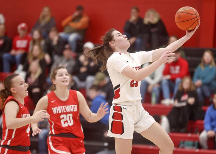 JVG_230104_MILT_GIRLS01.jpg