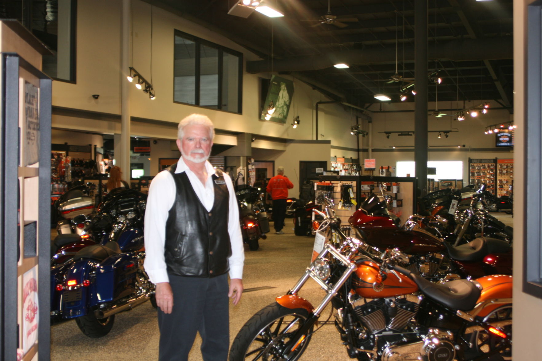 Madison harley store davidson dealership