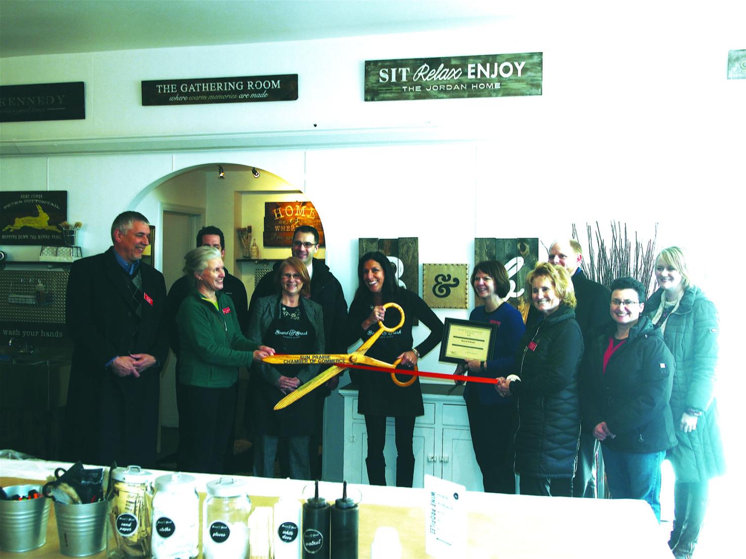 Board & Brush continues DIY trend in downtown Sun Prairie News