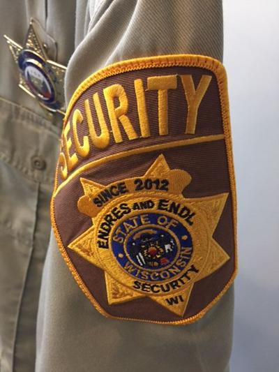 Breakin The Law Dane County Prohibits Uniforms Resembling Sheriff S Department News Hngnews Com
