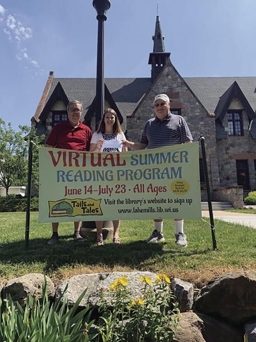 Optimist Club donates to Summer Reading Program