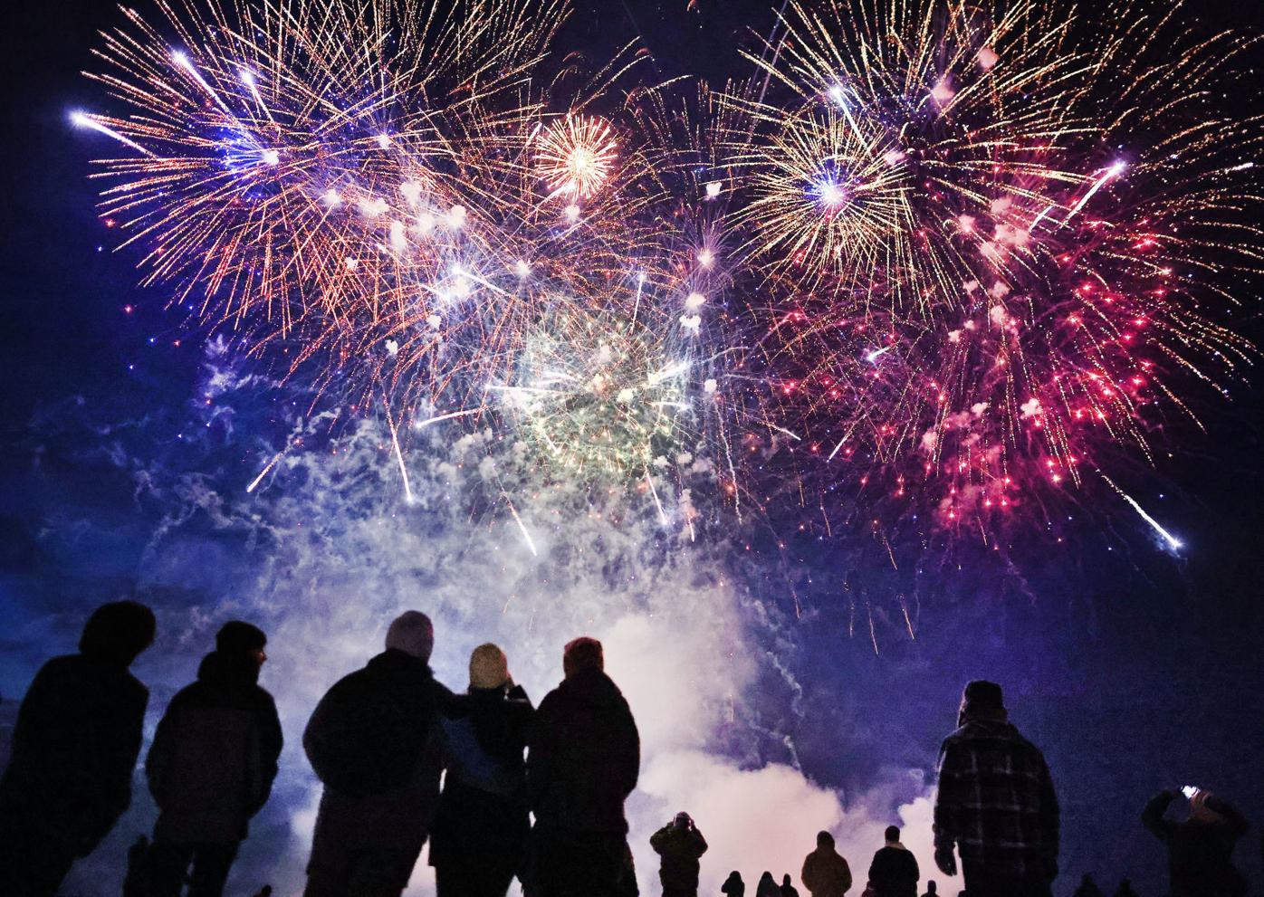 JVG_210222_FIREWORK01