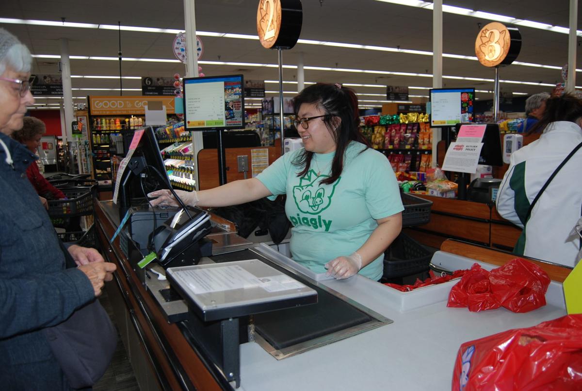 A Shopping Snapshot Friday At The Pig Milton Courier Hngnews Com