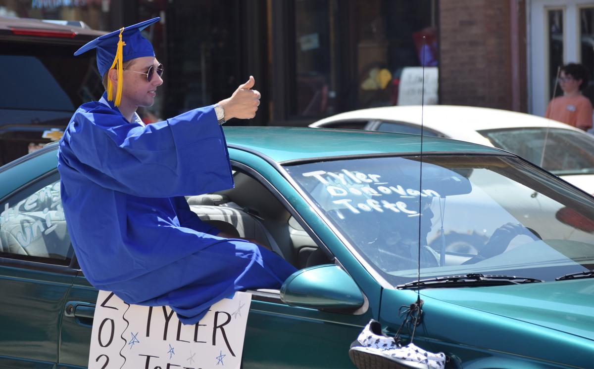 CHS Senior Parade 12.jpg